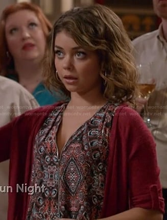 Haley's paisley printed zip front top on Modern Family