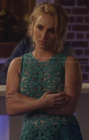 Juliette's green lace top on Nashville
