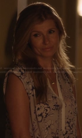 Rayna's grey flower print blouse with white trim on Nashville