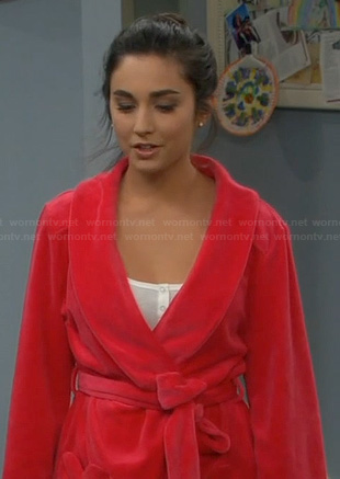 Mandy's hot pink velour robe with heart pocket on Last Man Standing