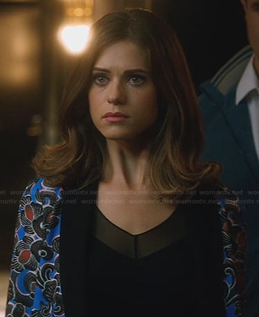 Alex's blue printed blazer on Nikita