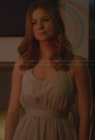Emily's grey printed maxi dress on Revenge