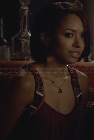 Bonnie's purple tank top with embroidered straps on The Vampire Diaries
