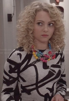 Carrie's black and white graffiti dress on The Carrie Diaries