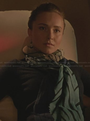 Juliette's blue striped scarf on Nashville