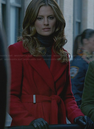 Beckett's red belted coat on Castle