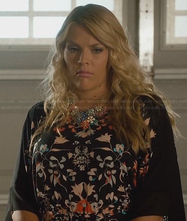 Laurie's black mirrored floral print dress on Cougar Town