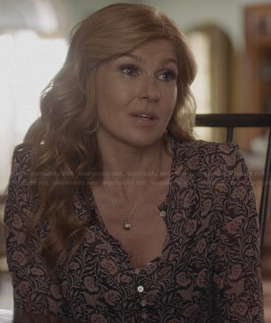 Rayna's floral button-front blouse on Nashville