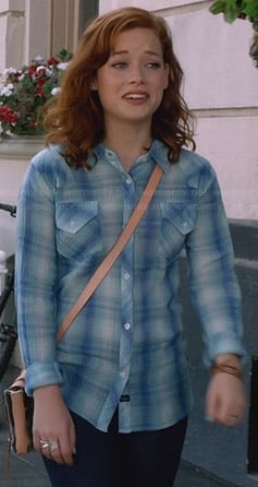 Tessa's blue plaid shirt on Suburgatory