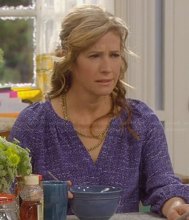 Vanessa's blue print blouse on Last Man Standing