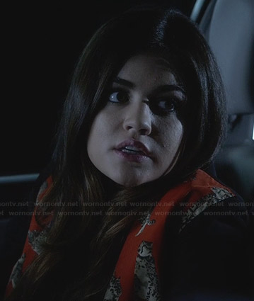 Aria's red leopard graphic print jacket on Pretty Little Liars
