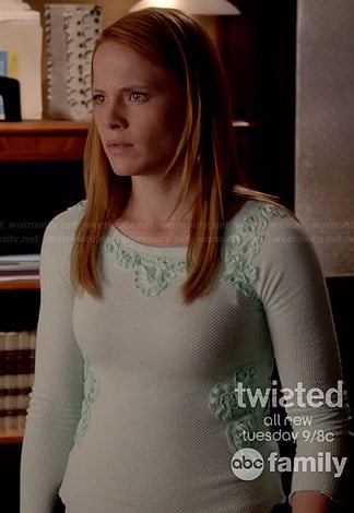 Daphne's mint green textured top on Switched at Birth