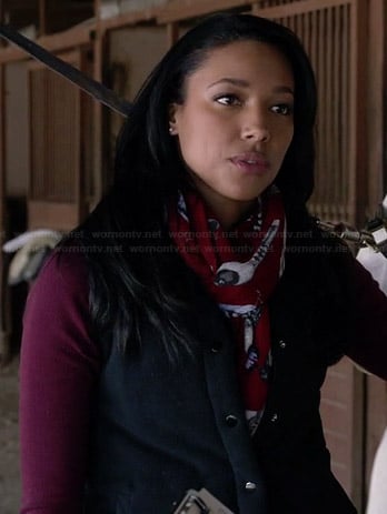 Lacey's red bird print scarf on Twisted