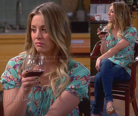 Penny's aqua green leaf print blouse and colorful flats on The Big Bang Theory