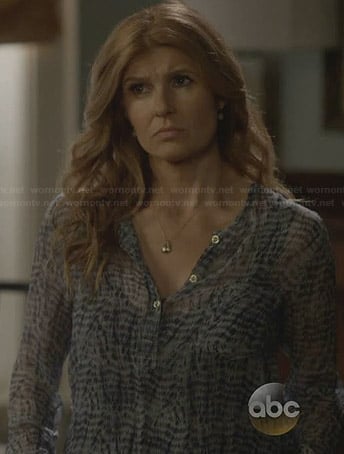 Rayna's blue printed blouse on Nashville