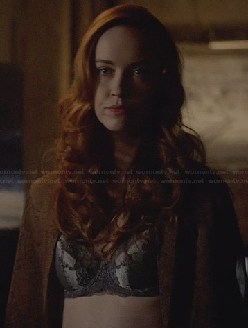 Genevieve's grey lace bra on The Originals