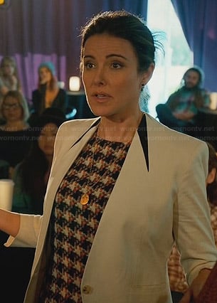 Ellie's white blazer with black leather insets on Cougar Town