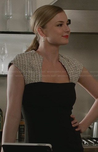 Emily's black dress with cream patterned shoulders on Revenge