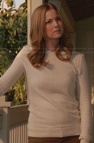 Emily's white sweater with shoulder buttons on Revenge