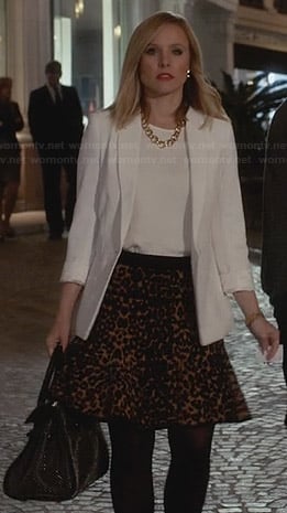 Jeannie's leopard print skirt and white blazer on House of Lies