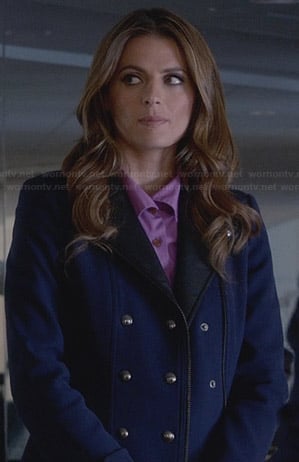 Kate's blue coat with leather collar on Castle