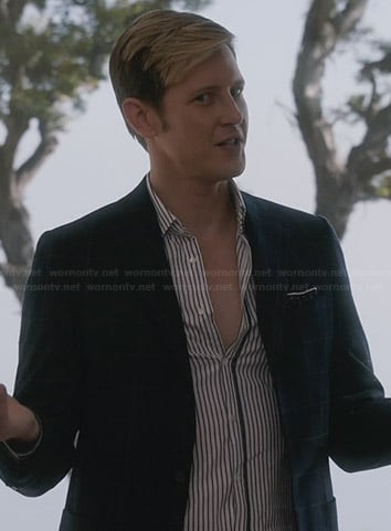 Nolan's vertical striped shirt on Revenge