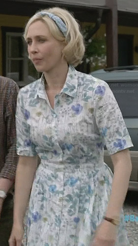 Norma's white floral shirtdress on Bates Motel