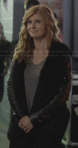 Rayna's black fur jacket with leather sleeves on Nashville