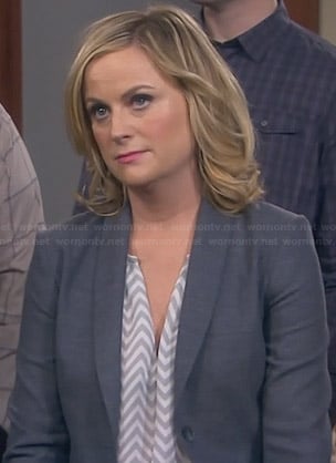 Leslie's grey and white zig zag print blouse on Parks and Recreation