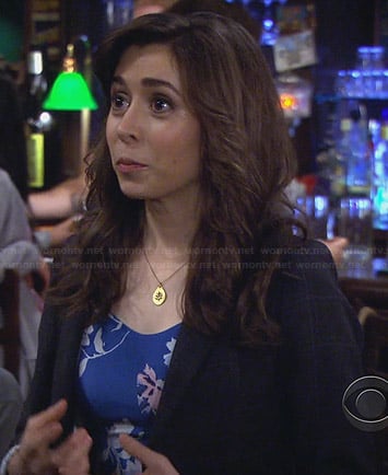 The Mother's blue floral dress on How I Met Your Mother