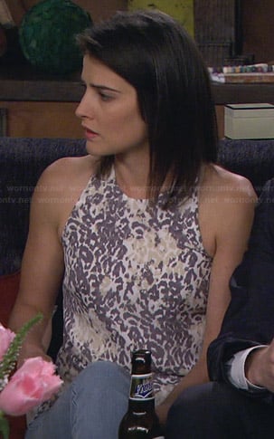 Robin's white and grey leopard print tank top on How I Met Your Mother