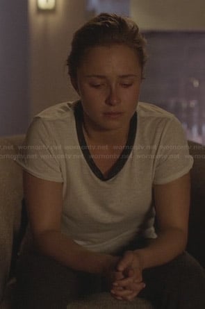 Juliette's white t-shirt with contrast neck on Nashville