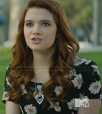 Karma's black daisy print dress on Faking It