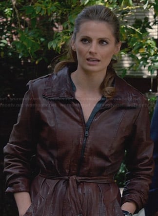 Kate's brown leather belted jacket on Castle