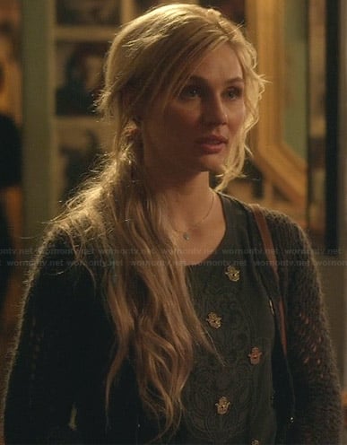 Scarlett's grey embellished hand tee on Nashville