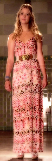 Alison's printed maxi dress and white bow wedges on Pretty Little Liars