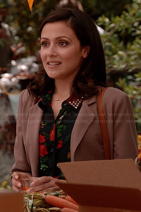 April's black floral shirtdress with studded collar on Chasing Life