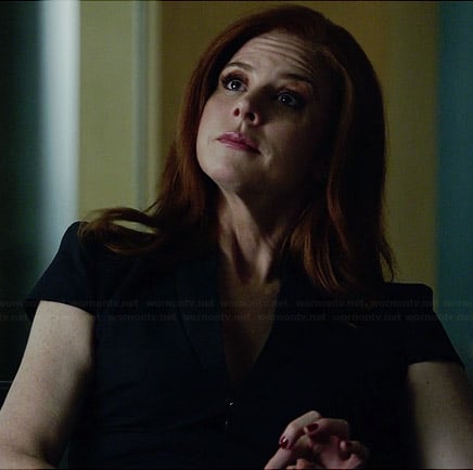 Donna's black cap sleeve zip-front dress on Suits