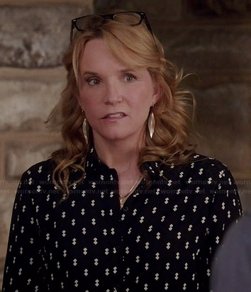 Kathryn's black diamond print shirt on Switched at Birth