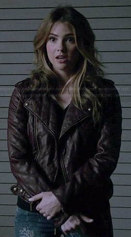 Malia's brown quilted leather jacket and blue floral jeans on Teen Wolf