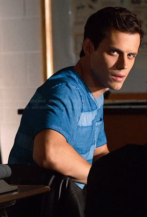 Nick's blue striped tee on The Leftovers