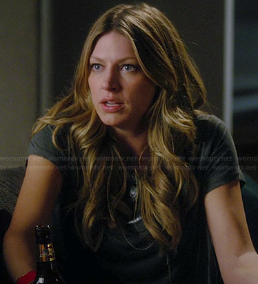 Josslyn's grey embellished tee on Mistresses