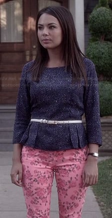 Mona's blue leopard print peplum top and pink floral jeans on Pretty Little Liars