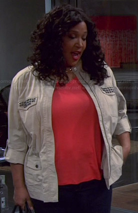 Yolanda's studded jacket on Young and Hungry