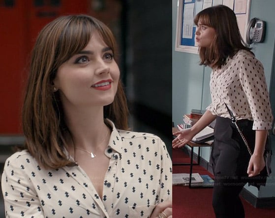 Clara's white diamond printed shirt and scalloped shorts on Doctor Who