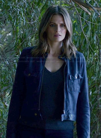 Kate's blue leather jacket with front pockets on Castle