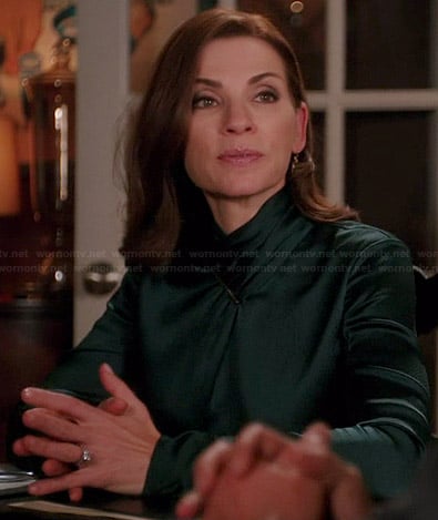 Alicia's teal green long sleeved blouse with bar detail on The Good Wife