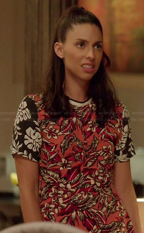 Amy's pink and black tropical printed top on Manhattan Love Story