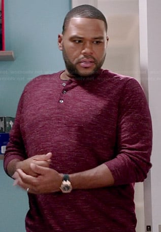 Andre's red long sleeved speckled henley shirt on Black-ish
