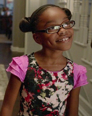 Diane's abstract print dress and pink ruffle sleeve tee on Black-ish
